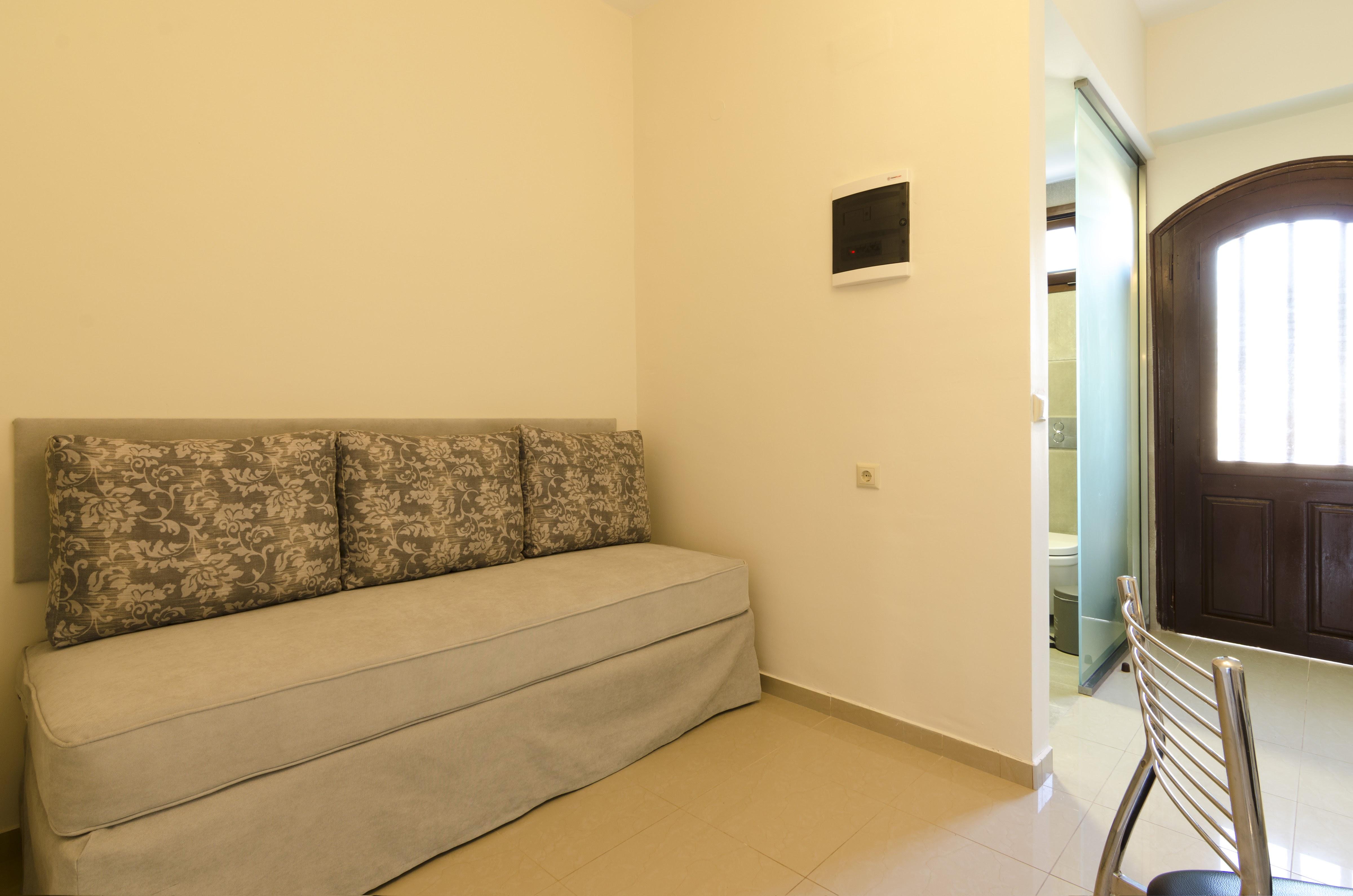 Stelios Gardens Hotel มาเลีย ภายนอก รูปภาพ