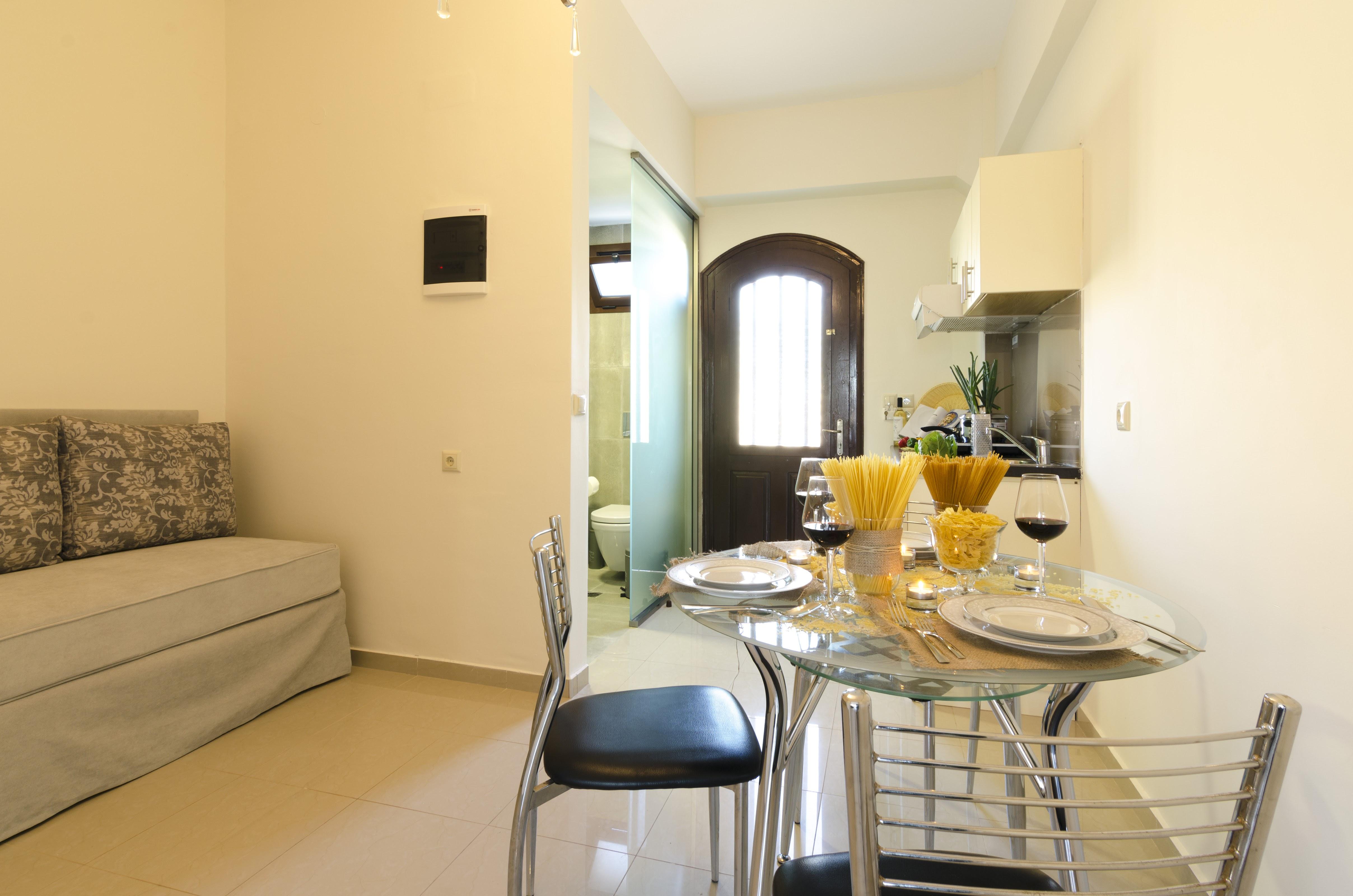Stelios Gardens Hotel มาเลีย ภายนอก รูปภาพ