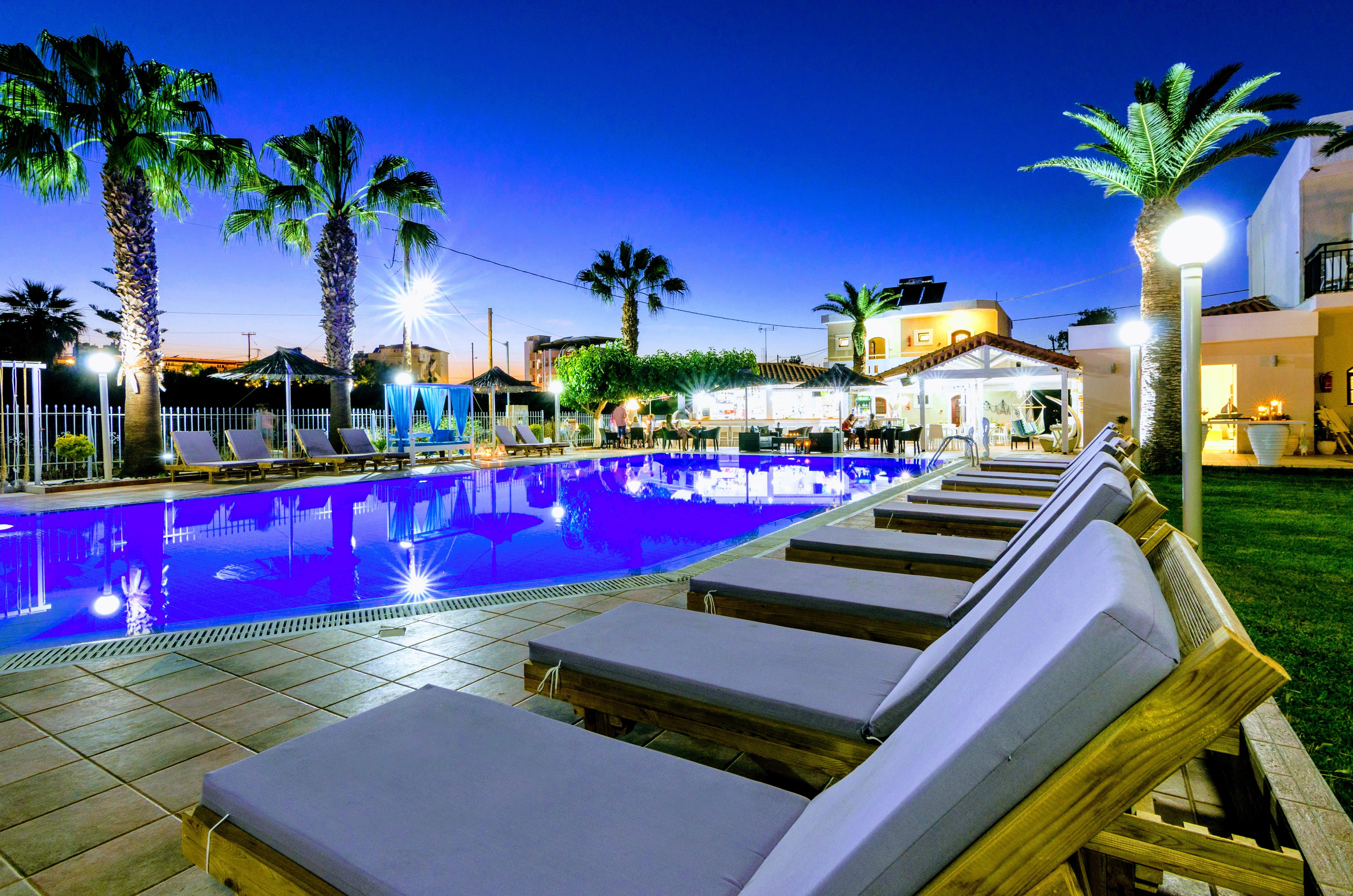 Stelios Gardens Hotel มาเลีย ภายนอก รูปภาพ