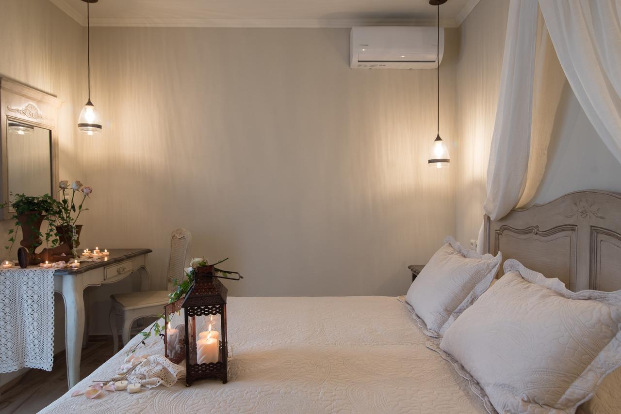 Stelios Gardens Hotel มาเลีย ภายนอก รูปภาพ