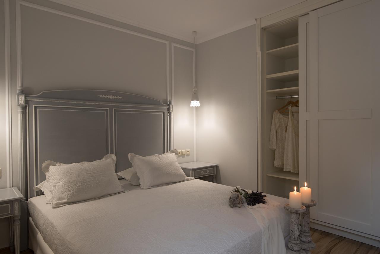 Stelios Gardens Hotel มาเลีย ภายนอก รูปภาพ